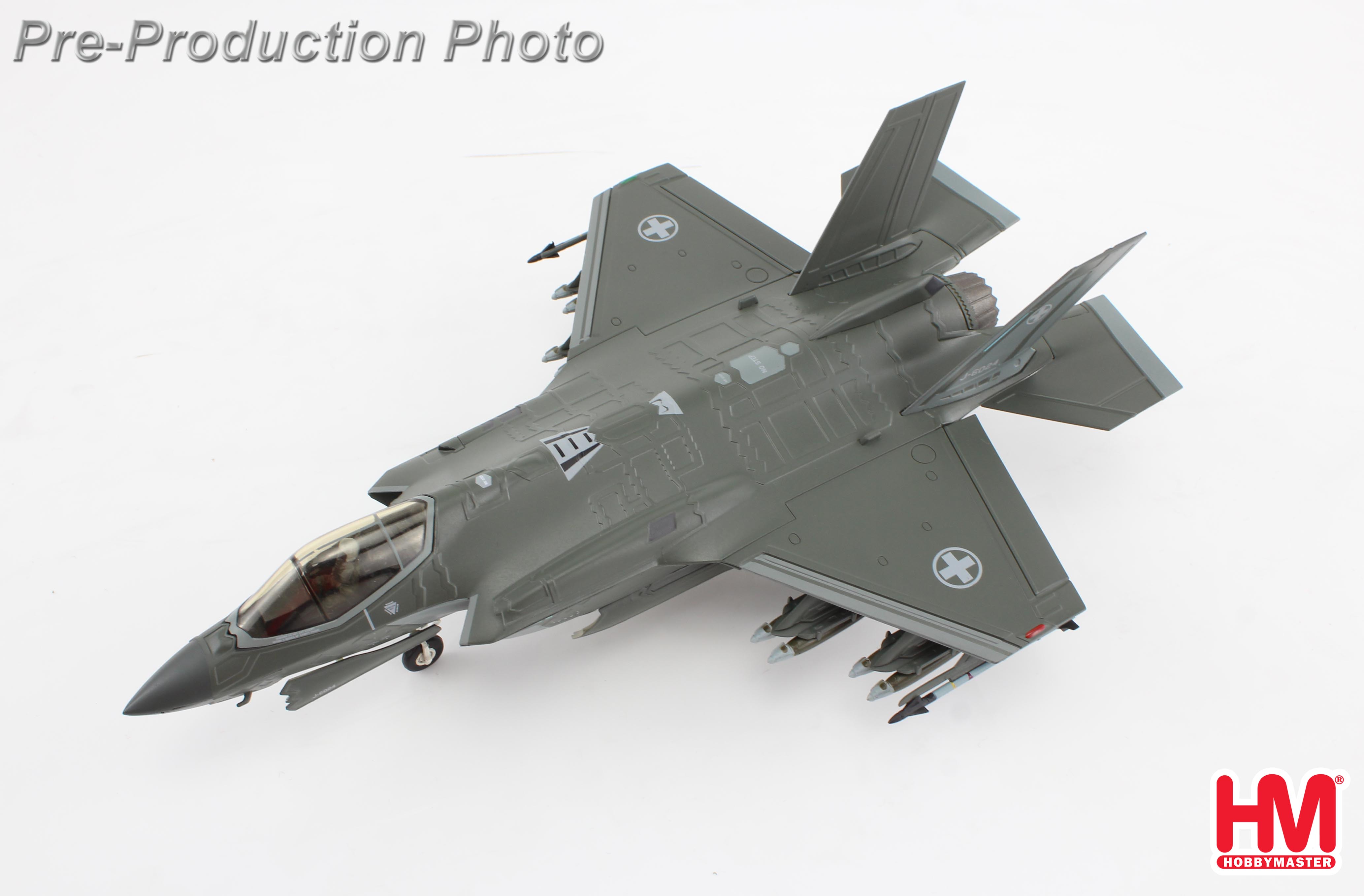 ホビーマスター Lockheed F-35A 1/72 HA4418 Amazon.com: Hobby Master F-35A Lightning II 18-001, ROKAF